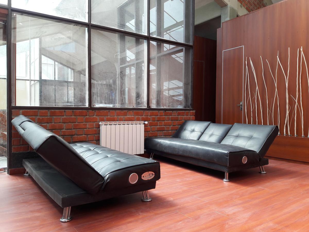 Onkel Inn Wagon Sleepbox Уюні Екстер'єр фото